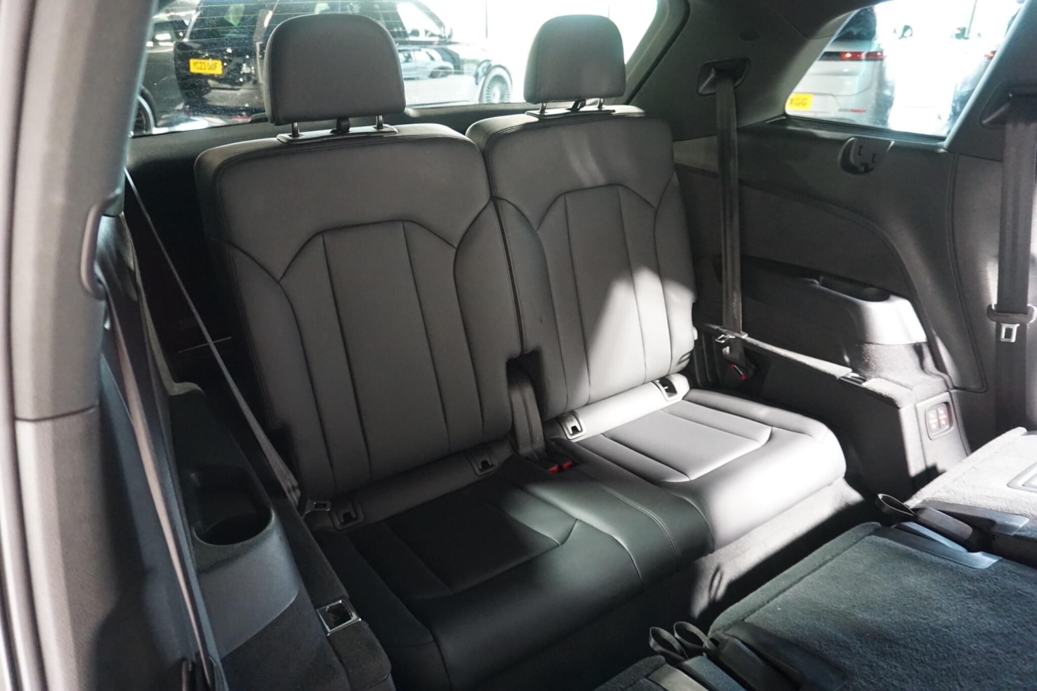 Audi Q7 3.0 TFSI V6 55 Black Edition SUV 5dr Petrol Tiptronic quattro Euro 6 (s/s) (340 ps)